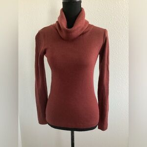 NWOT Clovis Ruffin Ruffinknit sweater size 10 (S-M)